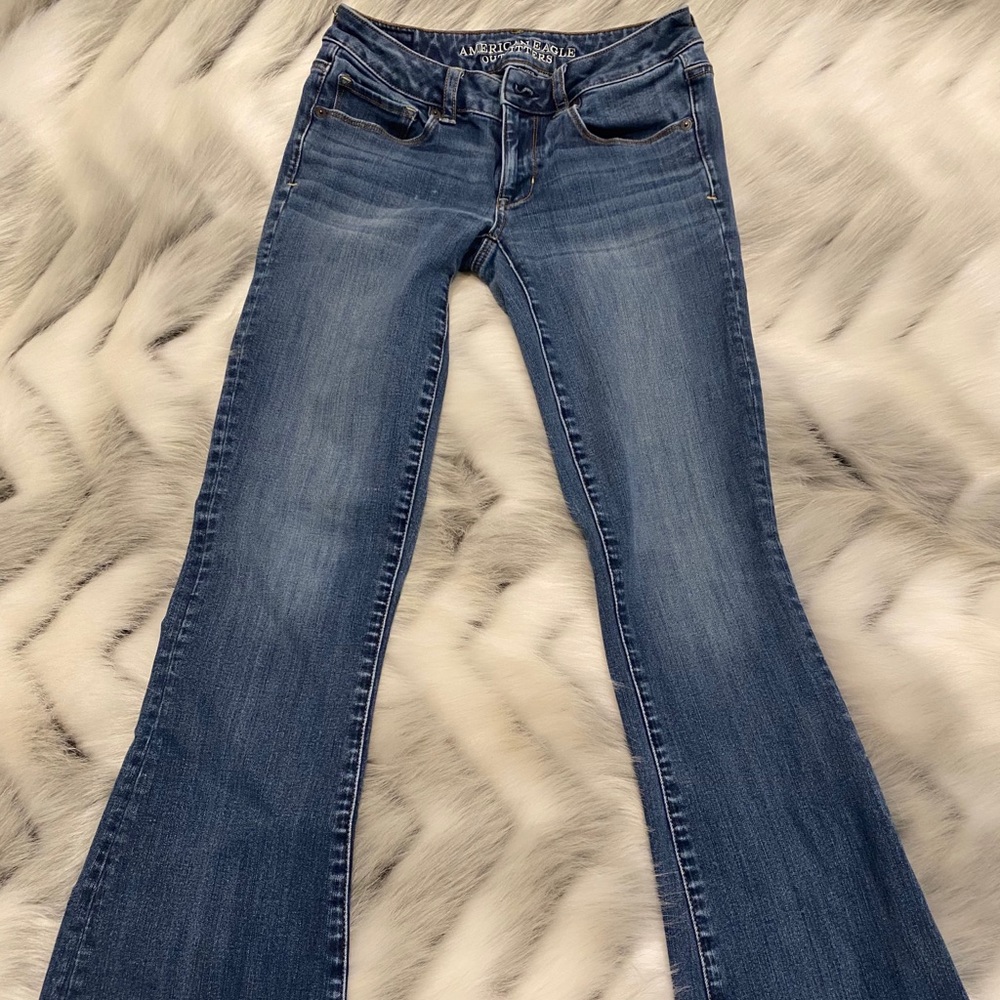 American Eagle 360 super stretch size 2 short